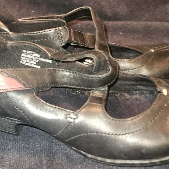 Cobb Hill Sz 7 by New Balance Leather Black and Brown Low Heels - Picture 8 of 12